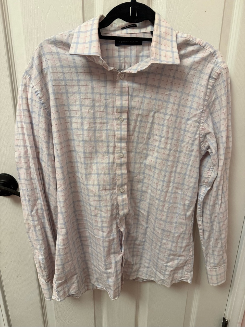 Tommy Hilfiger Men’s Pale Pink & Light Blue Plaid Button-Up Slim Fit Shirt